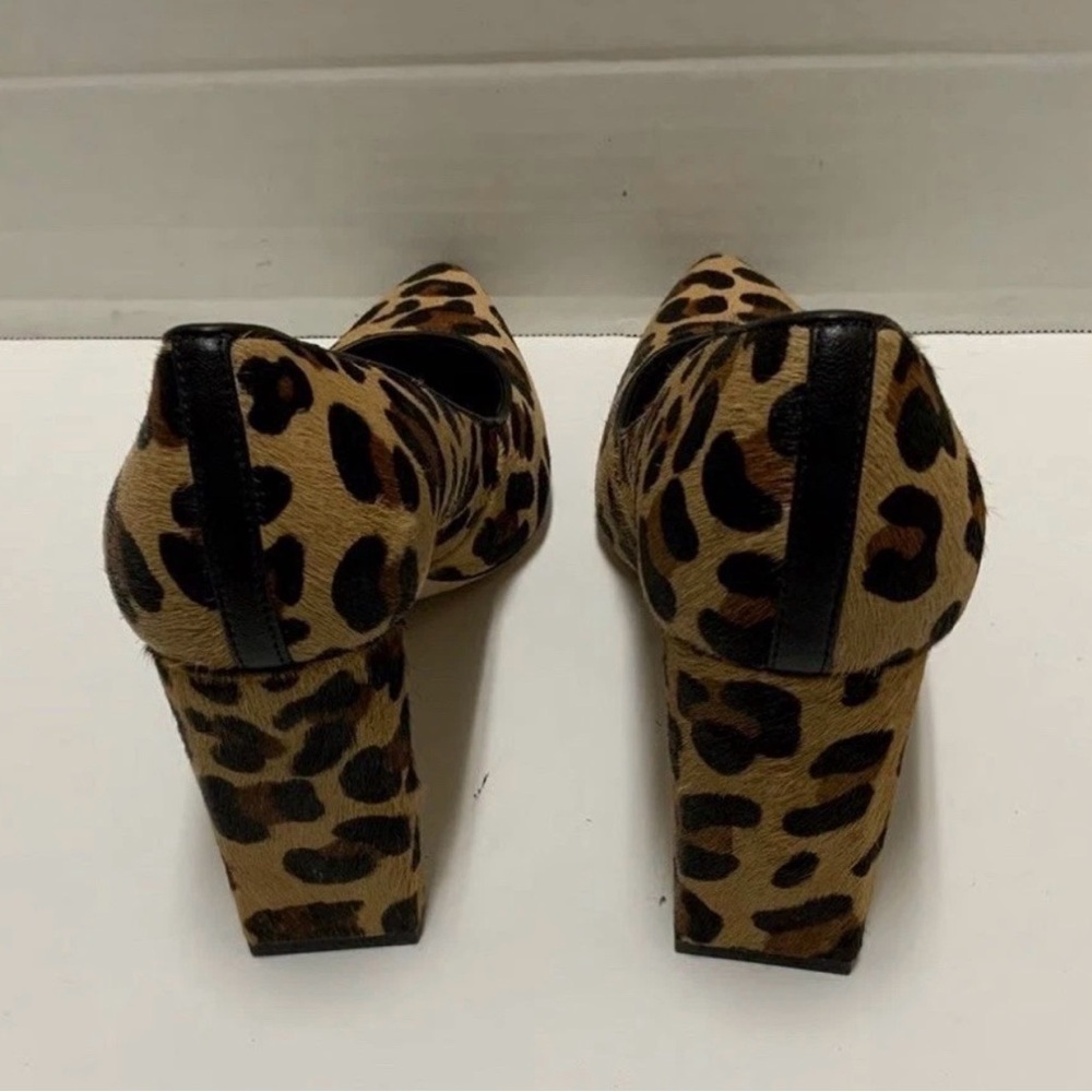 Donna Karan Leopard Print Shoes Size 51/2 - Picture 6 of 8
